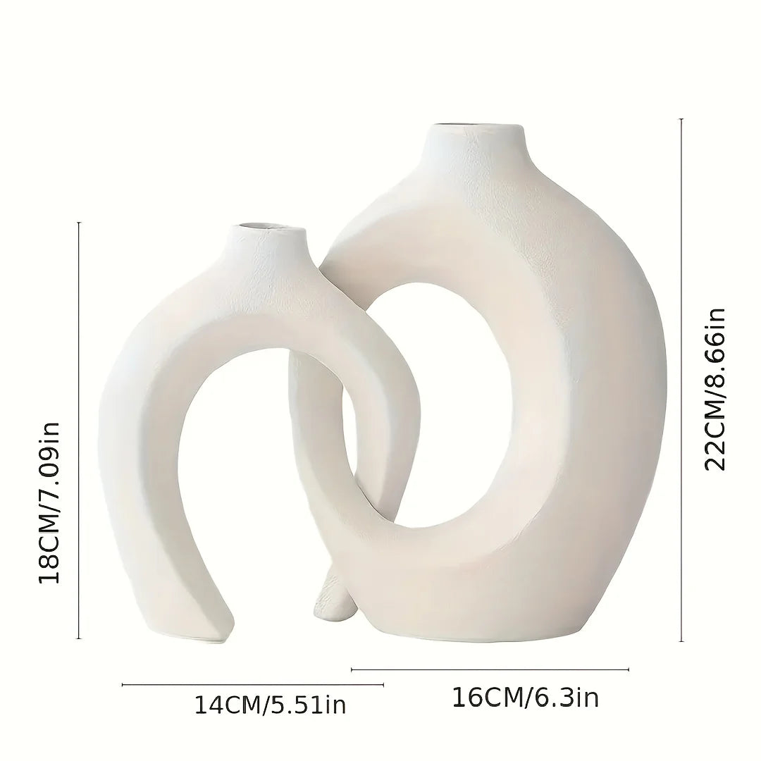 Set of 2 ceramic vases