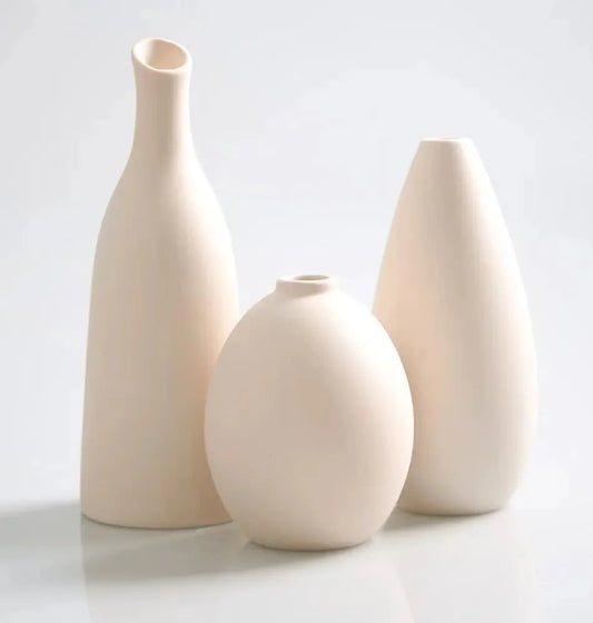 Set of 3 ceramic vases